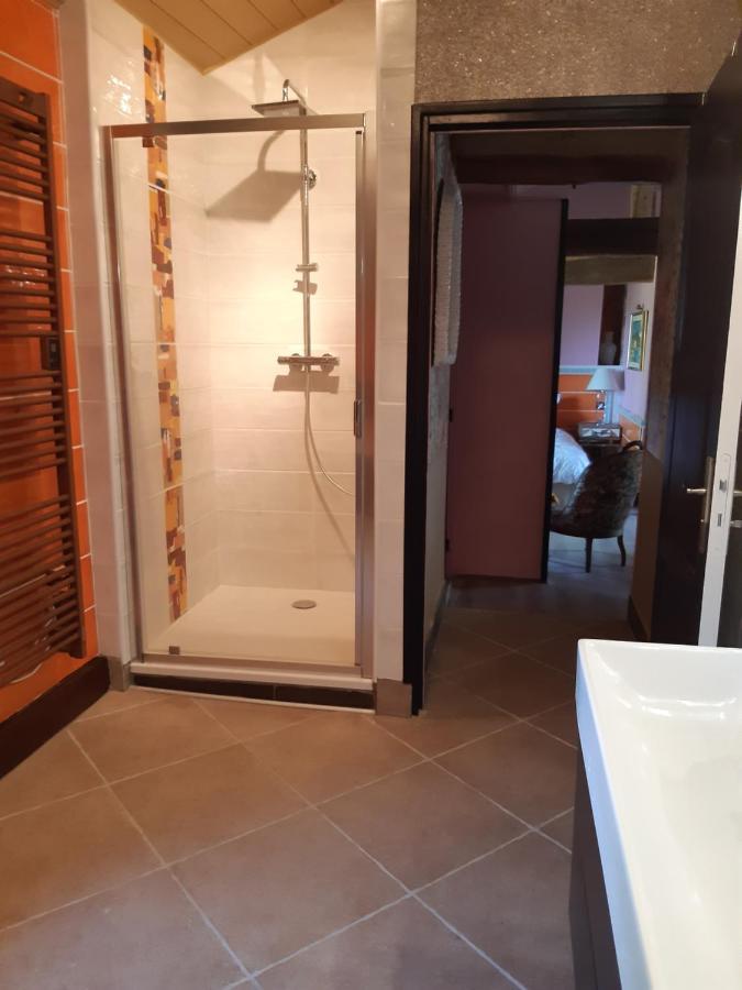 Chambre Familiale Avec Piscine Chauffee Et Jacuzzi Bernadets-Debat Exterior foto